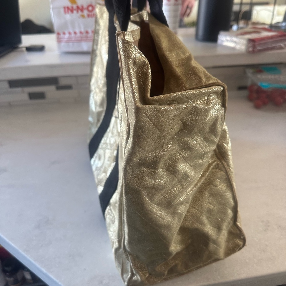 Victoria Secret Tote - Picture 4 of 4